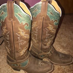 Cowgirl boots square toe